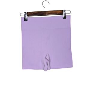 Old Navy Women's Light Purple Lilac Seamless Yoga Athletic Shorts Size Medium